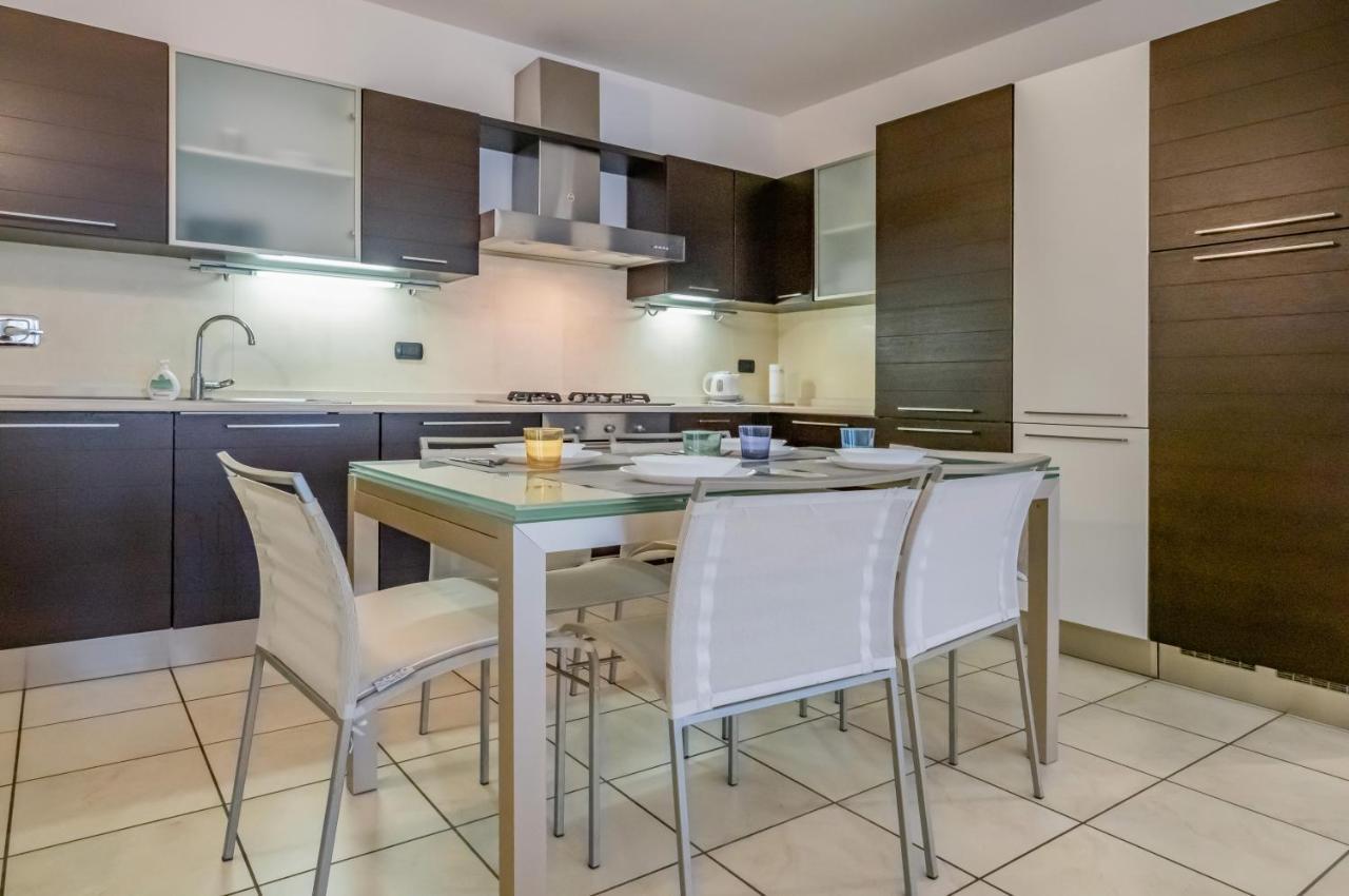 Piana Di Solaro Modern Flat & Swimming Pool Lejlighed Lerici Eksteriør billede